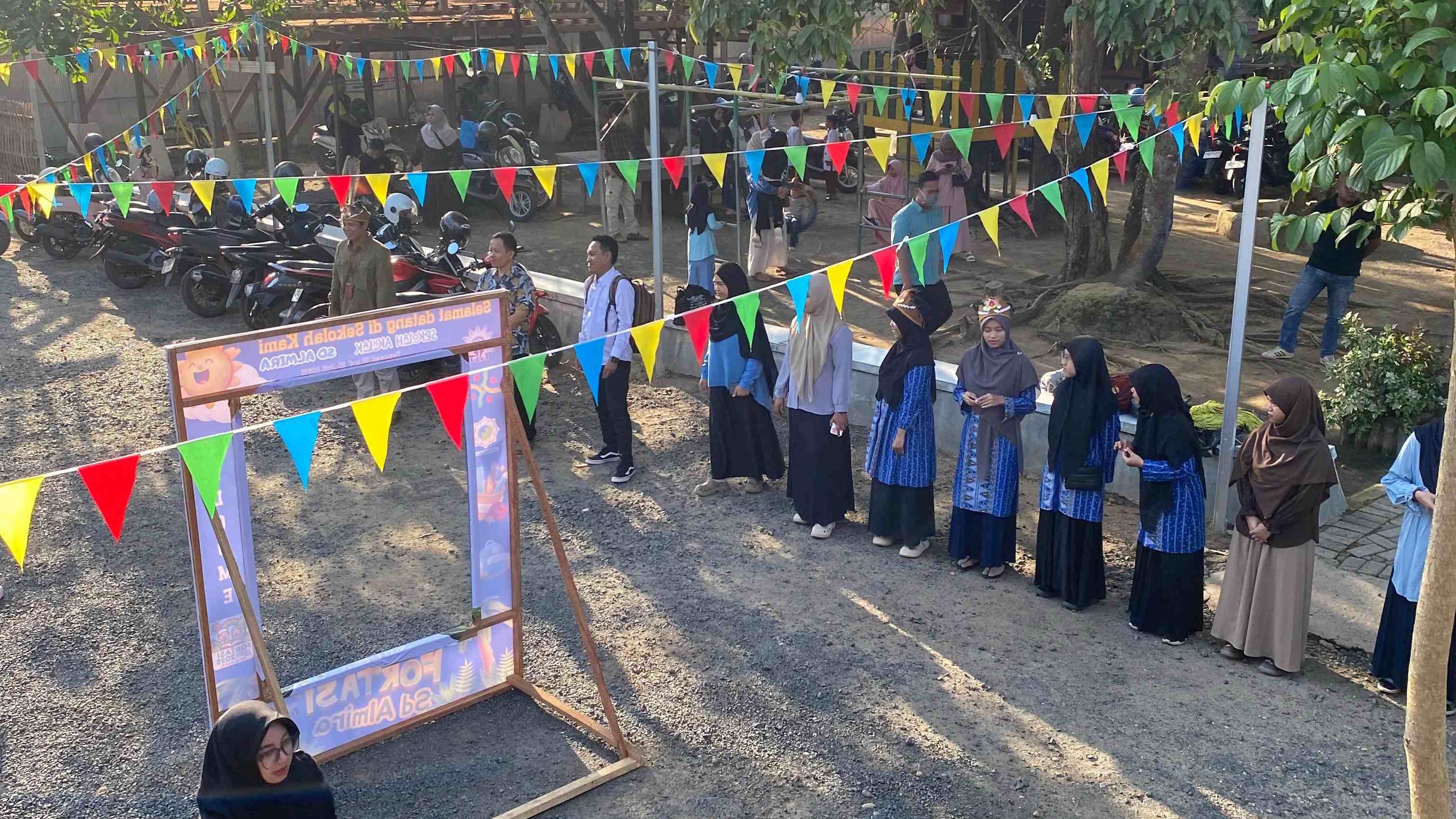 Hari Pertama Anak Kelas 1 di SD Almira: Adaptasi di Sekolah Alam dan Semangat #AyahHebat